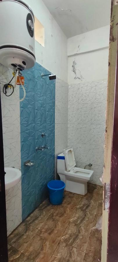 Sadabad Hotel Yoran Inn & Restaurant By Wb Inn المظهر الخارجي الصورة